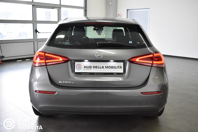 MERCEDES-BENZ A 180 d Automatic Business Extra